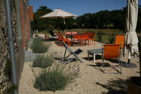 Hotels in L'aiguillon-Sur-Vie